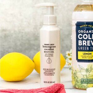 Trader Joe's Lemongrass Coconut Body Oil with Almond & Jojoba Oils 4.8 FL OZ
